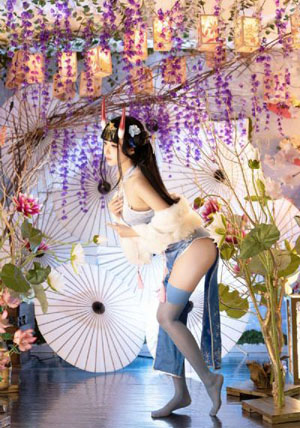 强行挺进朋友漂亮人妻身体_国产剧在线观看