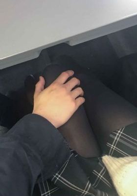 久天啪天天久久99久孕妇_中英字幕1080