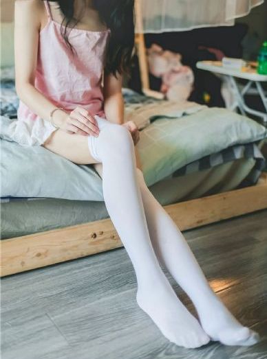 逼逼的视频_4K电影在线看