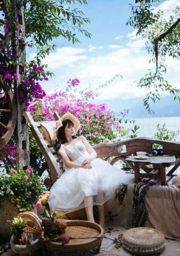 女性另类捆绑倒吊式用品大全_720超清在线观看