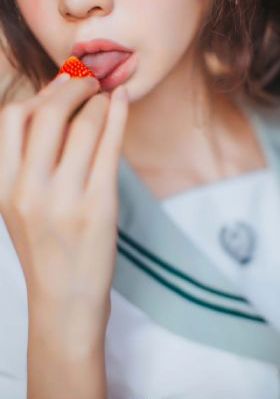 嗯啊～玉足稚嫩奶娃脚乱女_BD国语电影完整版在线观看